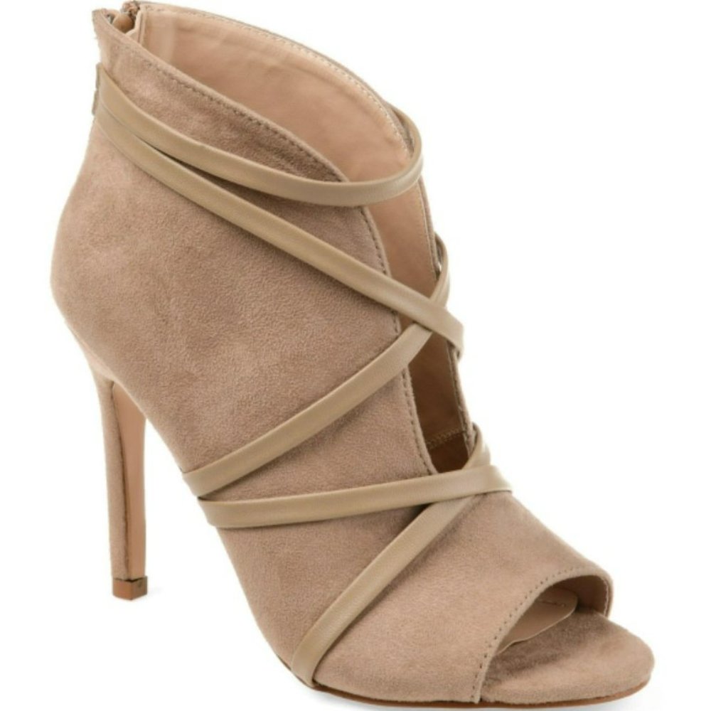 Journee Collection Samara Bootie Taupe